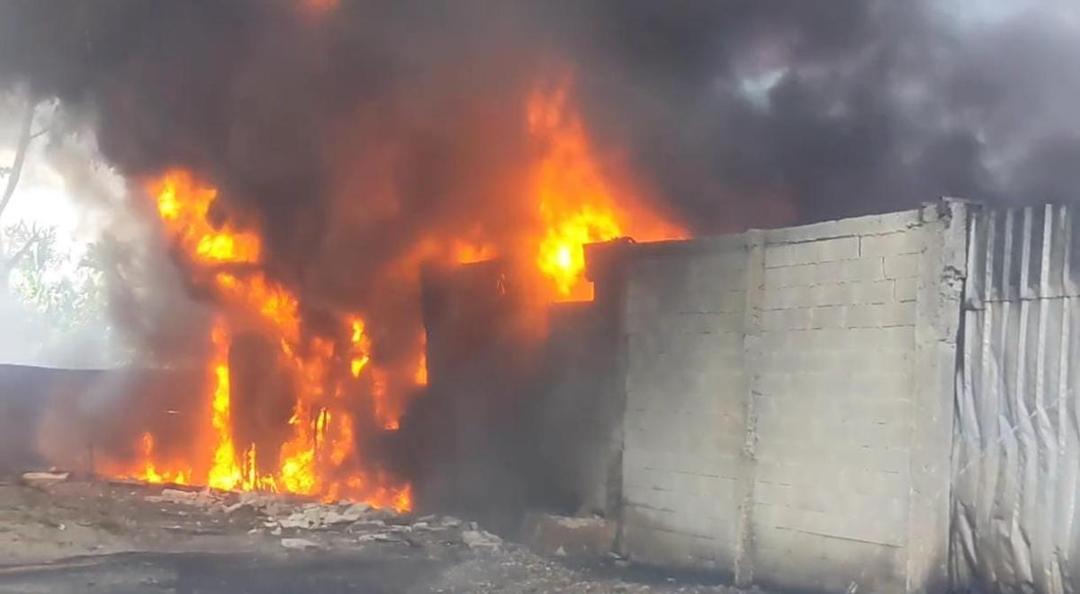 Gudang BBM Ilegal di Pesawaran Lampung Terbakar