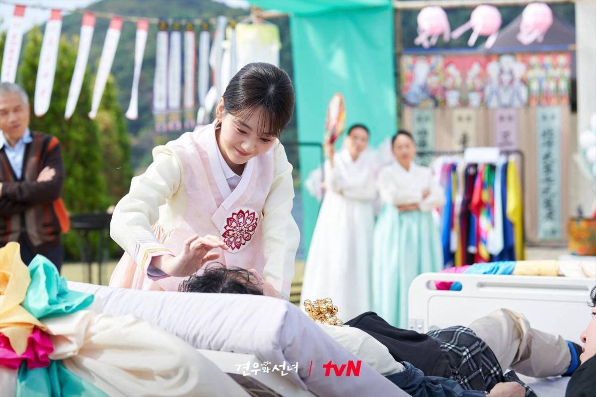 Still cut drama Head Over Heels (dok.tvN Drama/Head Over Heels)