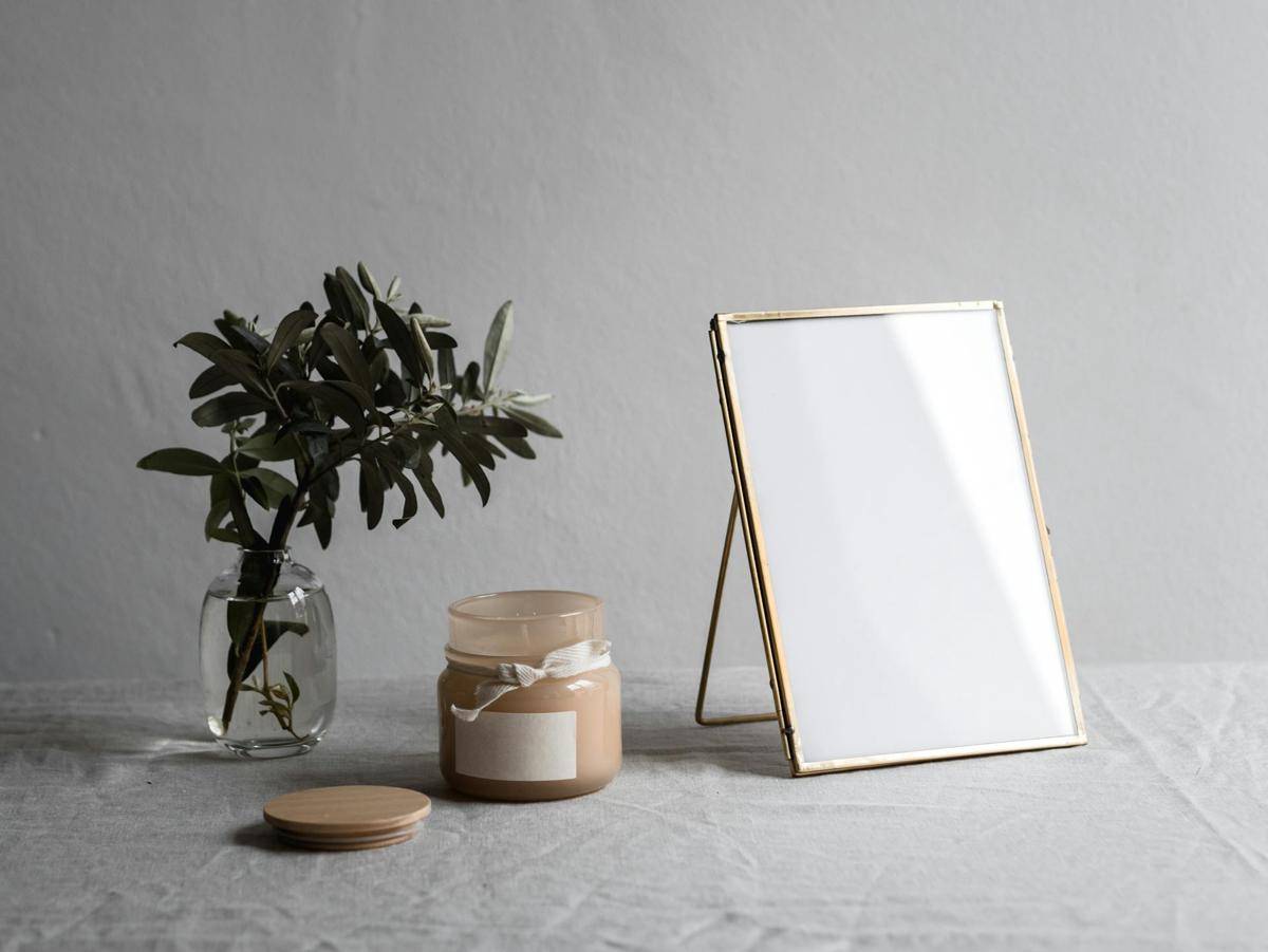 ilustrasi menjemur frame (pexels.com/Polina)