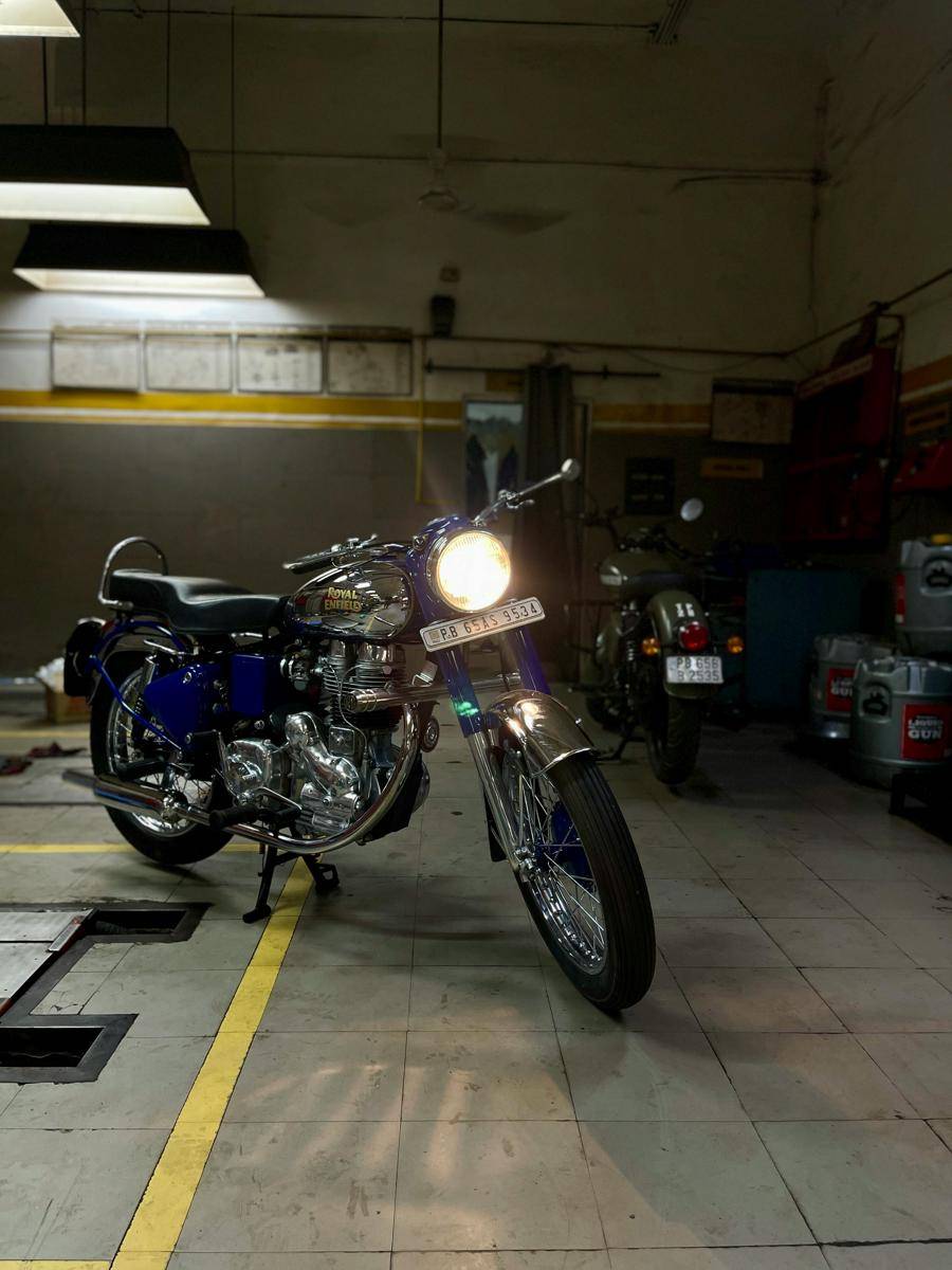 Ilustrasi Motor Custom (pexels.com/Nishant Aneja)
