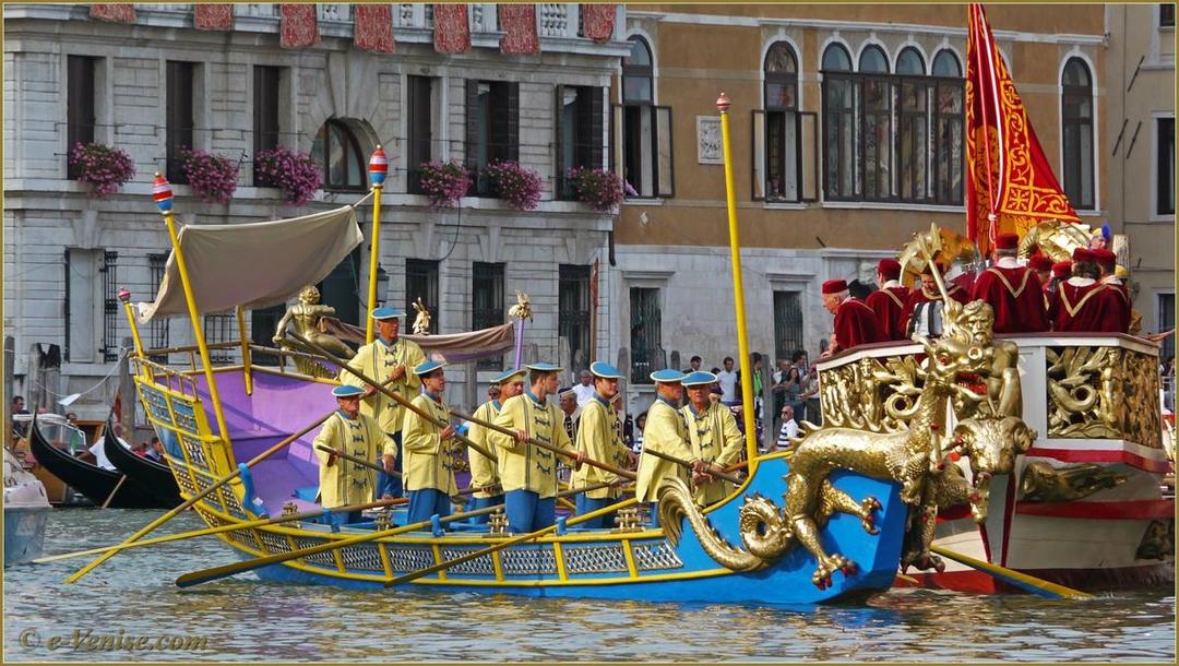 Potret acara Regatta Storica, di Venesia, Italia (visit-venice-italy.com)