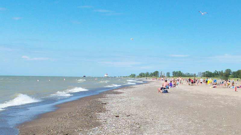 Potret The Headlands Beach State Park di Mentor, Ohio (ohiodnr.gov)