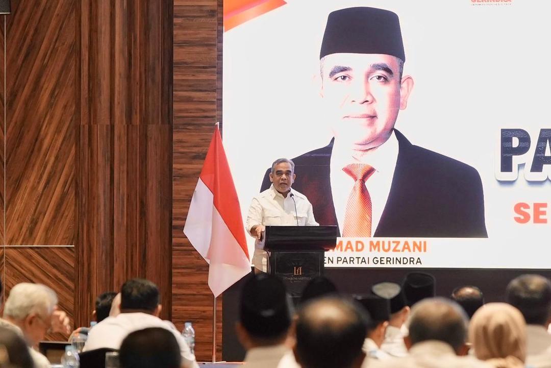 Muzani Turun ke NTB Pastikan Gerindra Hadir di Tengah Korban Banjir