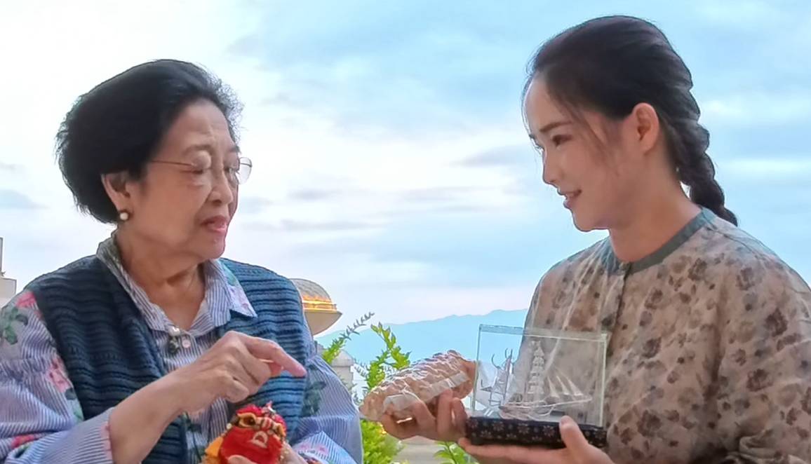dianxi dan megawati.png
