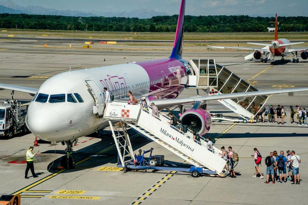ilustrasi pesawat di bandara (pexels.com/freestockpro)
