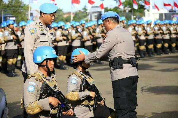 seragam polisi PBB (tribratanews.sulut.polri.go.id)