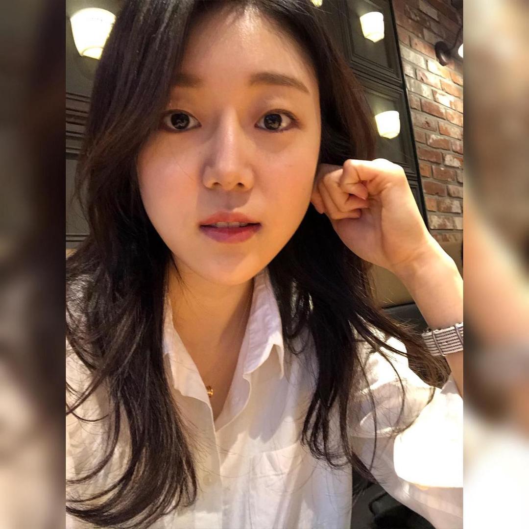 Kang Seo Ha (instagram.com/yewonyewoni)