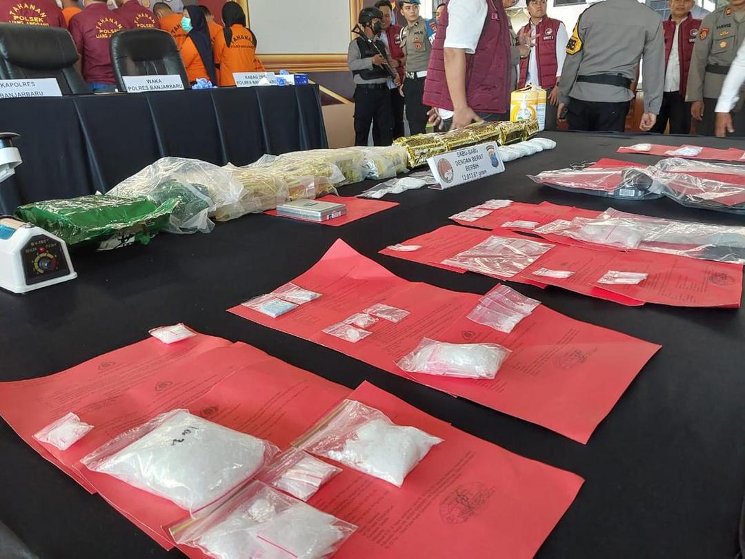Polres Banjarbaru Bongkar Kasus 12 Kg Sabu
