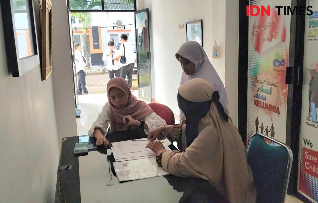 Hari pertama masuk Sekolah Rakyat di Makassar, Senin (14/7/2025). IDN Times/Darsil Yahya