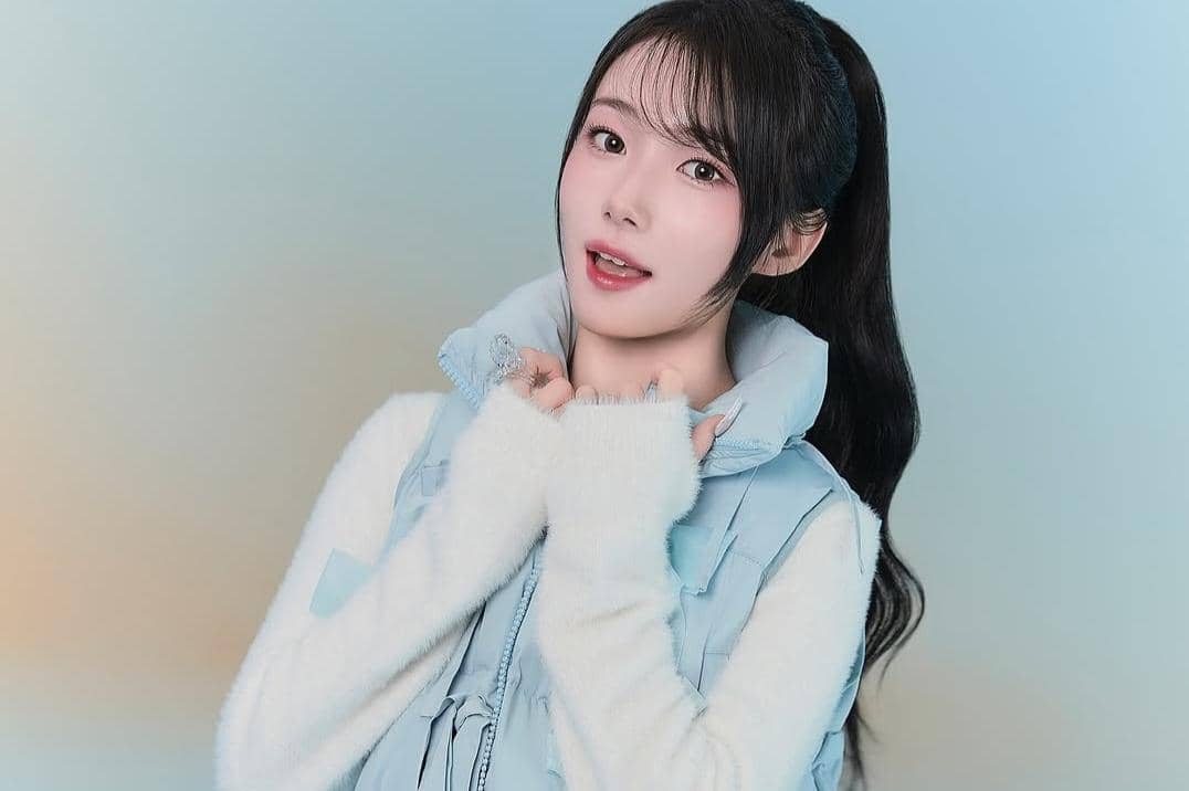 Youngeun Kep1er (instagram.com/official.kep1er) 