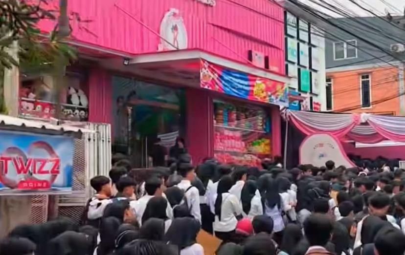 Viral! Antrean Ribuan Pelamar Kerja di Cianjur, Diterima hanya 50 Orang