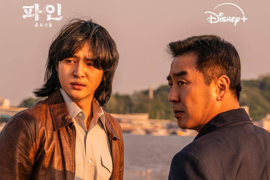 Oh Hee Dong (Yang Se Jong) dan Oh Gwan Seok (Ryu Seung Ryong) di drakor Low Life (dok. Disney+ Hotstar/Low Life)
