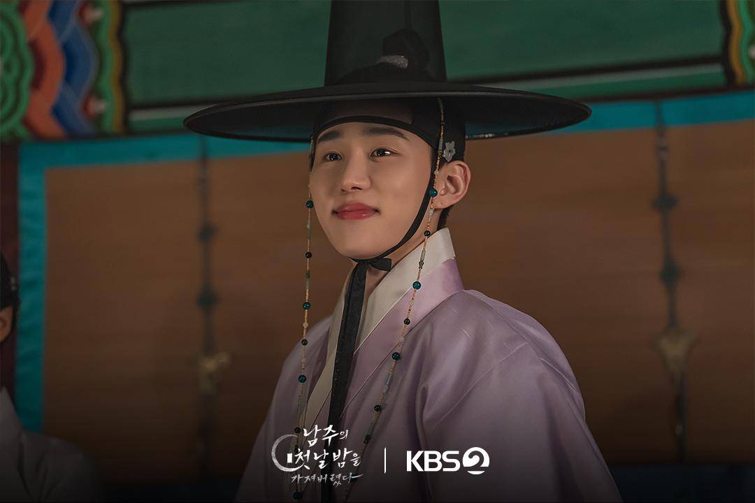 still cut Drama Korea The First Night with the Duke (twitter.com/@KBS_drama)