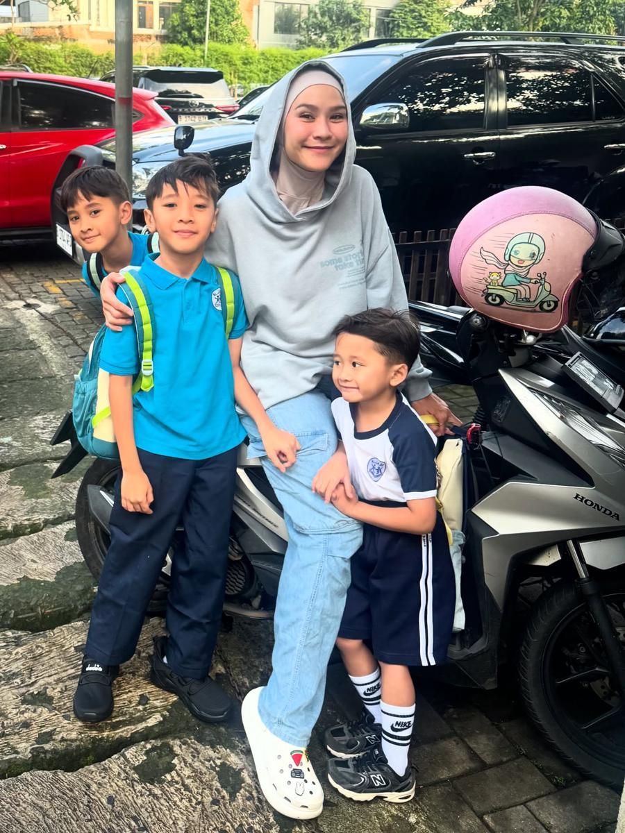 anak artis hari pertama sekolah 2025 (instagram.com/zaskiadyamecca)