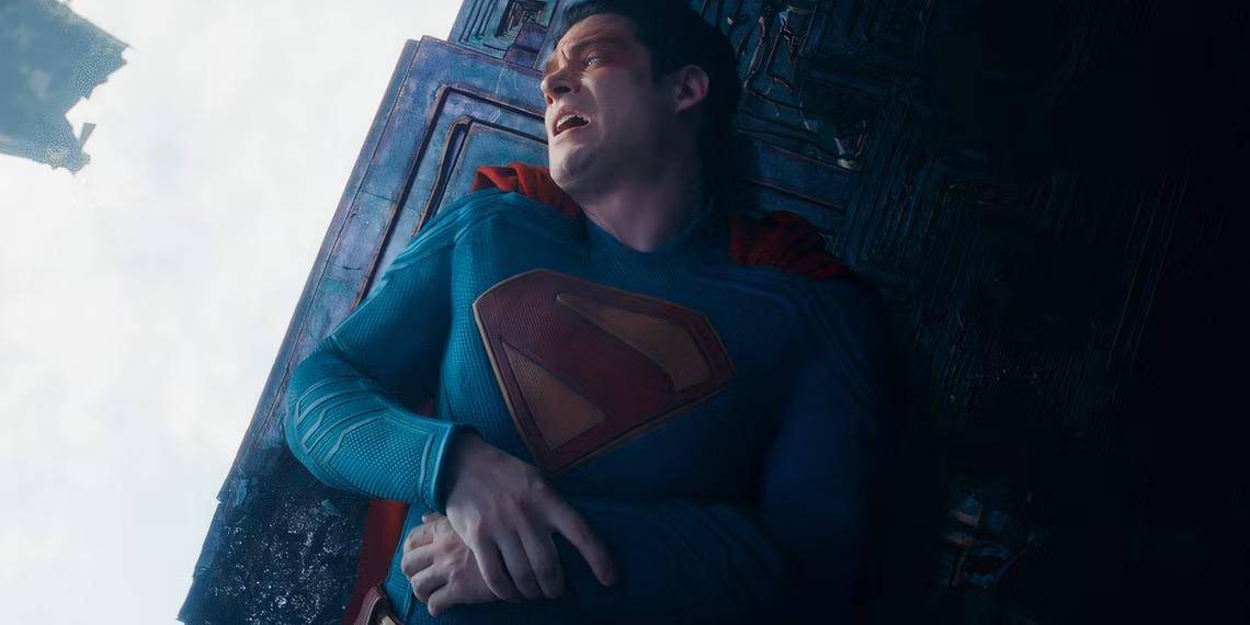 Ternyata Ini 5 Alasan Superman Terlihat Lemah di Film Terbarunya!