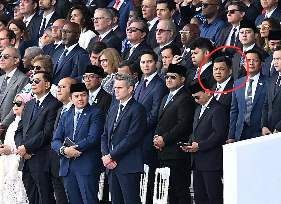 Rasa bangga dan haru yang sulit untuk diutarakan melalui kata2. Sebuah kehormatan bisa menjadi s.jpg
