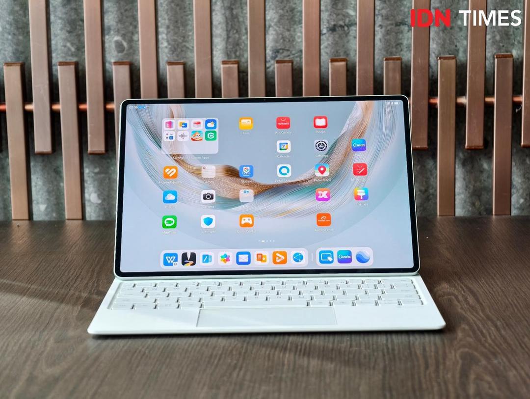 Huawei MatePad Pro 12.2 (IDN Times/Fatkhur Rozi)