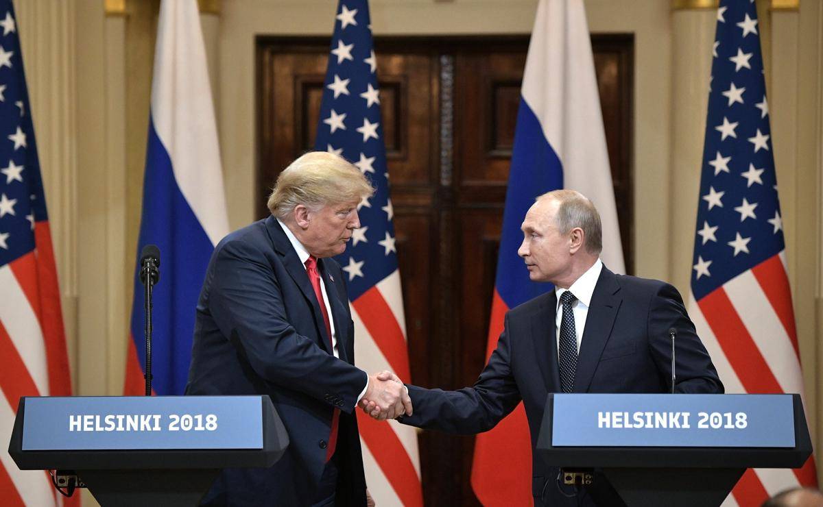 Trump Ancam Tarif 100 Persen Jika Rusia Tak Setop Perang Ukraina