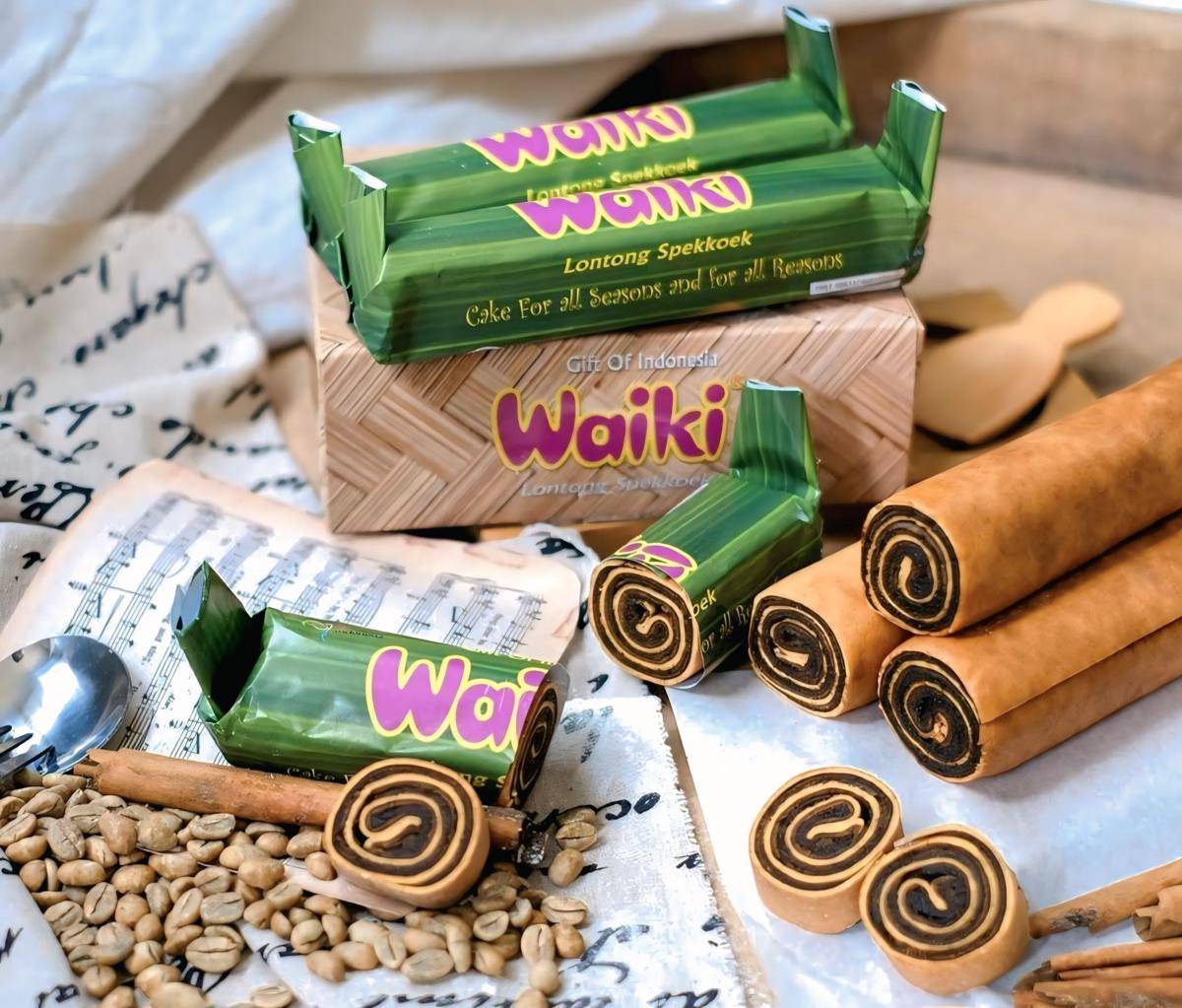 lontong spekkoek di Waiki Lapis Legit (instagram.com/waikilapislegit)