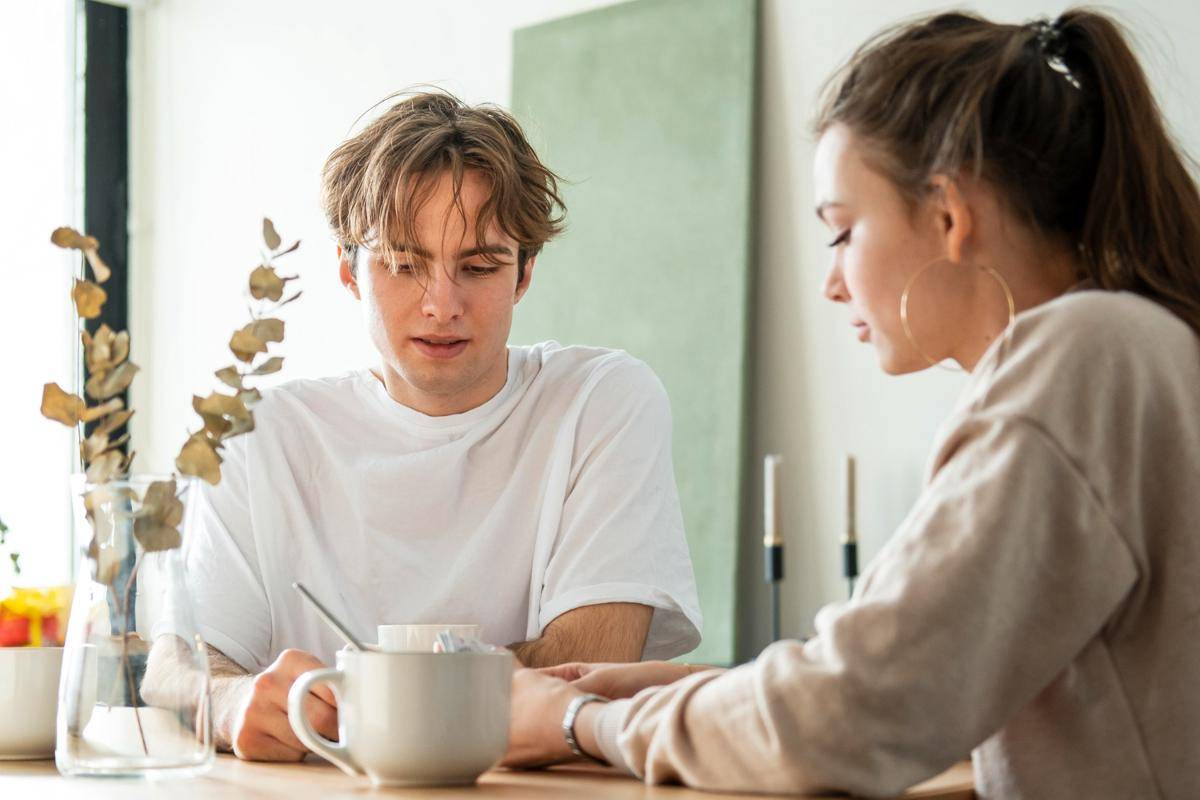 Zodiak dengan Anxious Attachment Style