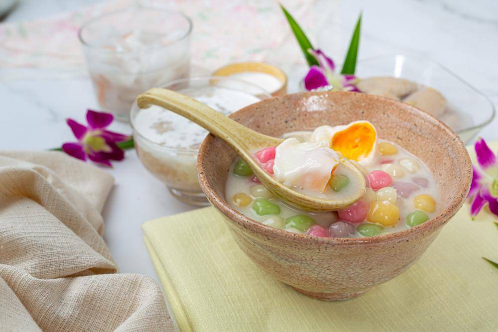 ilustrasi bubur cha cha (freepik.com/jcomp)