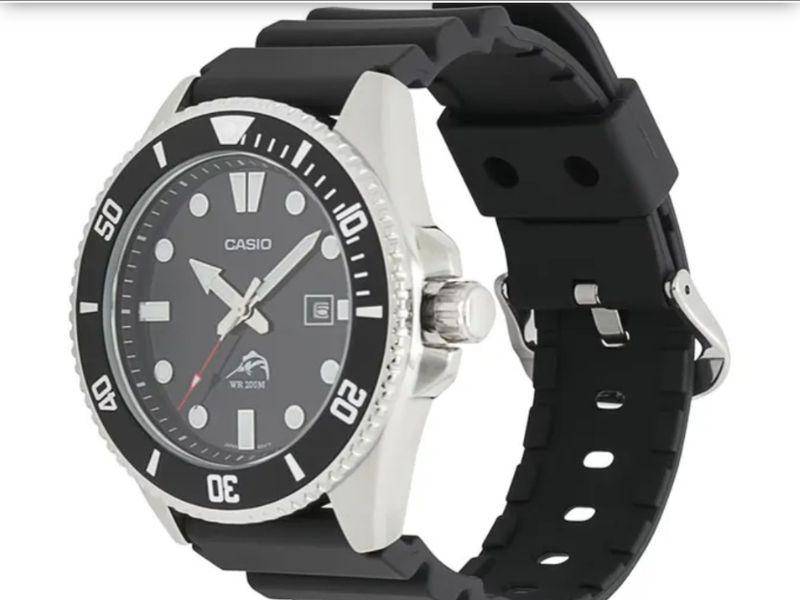 Jam tangan Casio dengan gambar ikonik ikan Marlin (jamtangan.com)