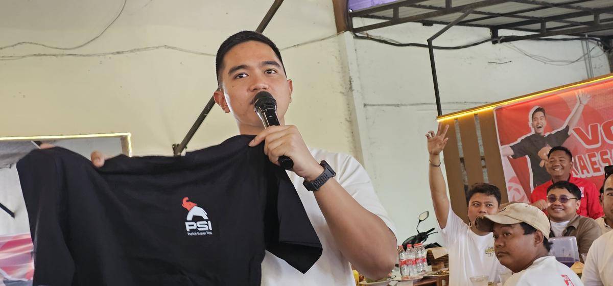 Kaesang Pamer Logo Baru PSI Berbentuk Gajah Saat Kampanye di Brebes