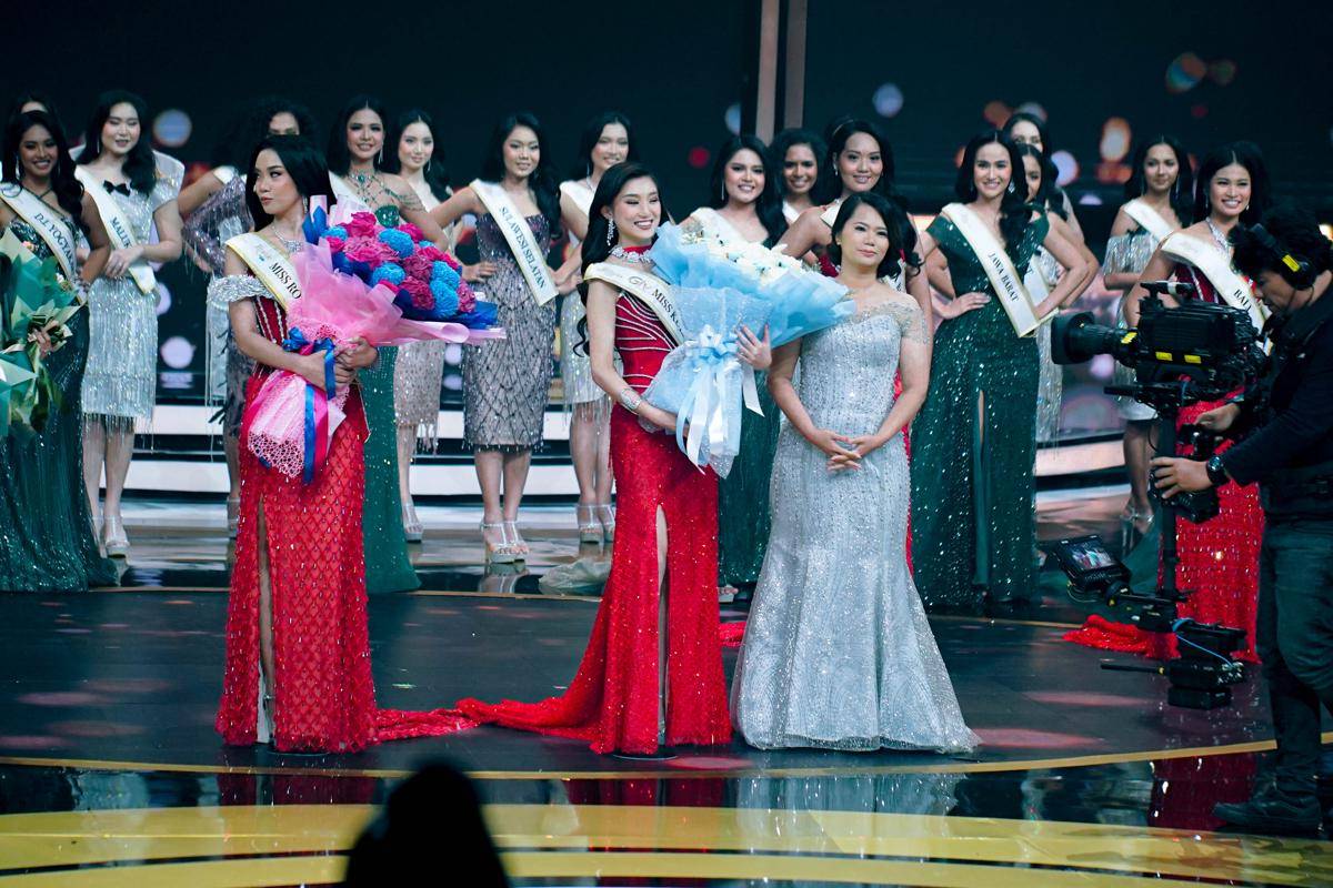 Momen Zefanya Sharon dinobatkan sebagai Miss Kulit Glowing pada ajang Miss Indonesia 2025.jpg