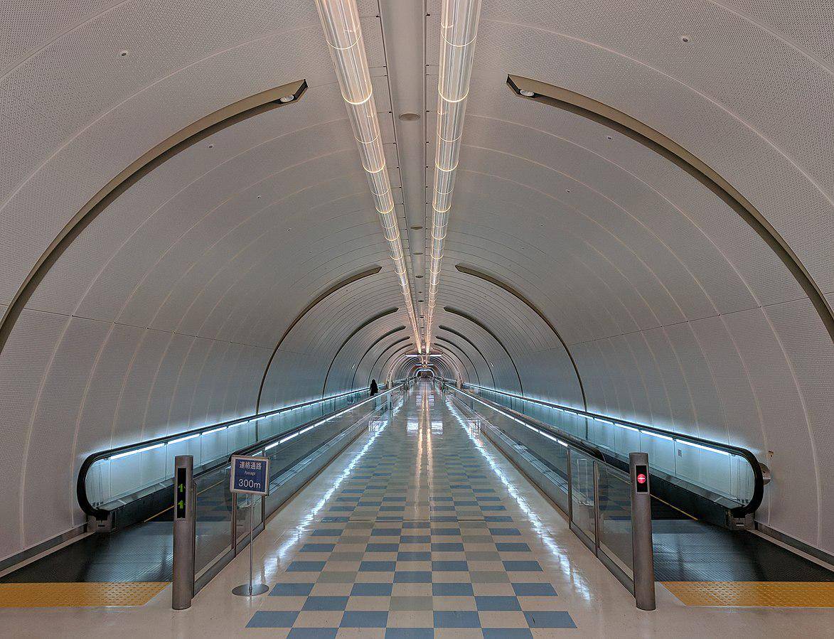 potret marga laju di Terminal 1 Bandara Narita (commons.wikimedia.org/Grendelkhan)
