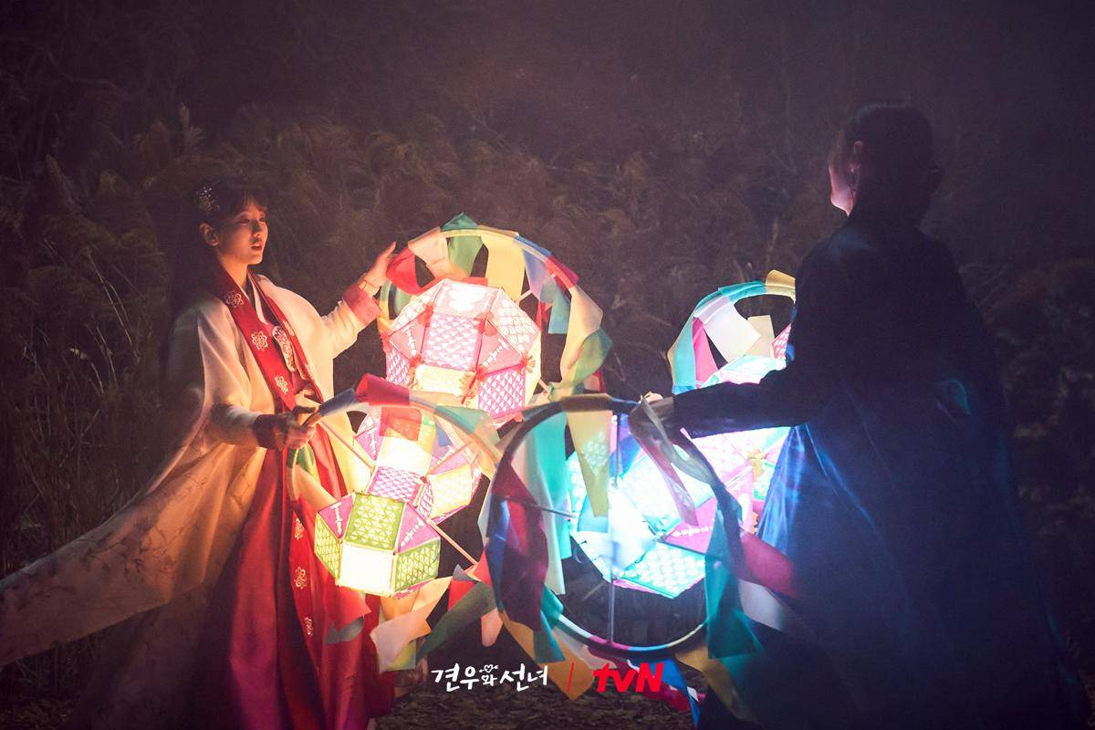 still cut Drama Korea Head Over Heels (twitter.com/@CJnDrama)
