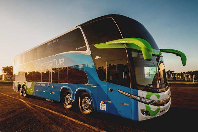 ilustrasi bus