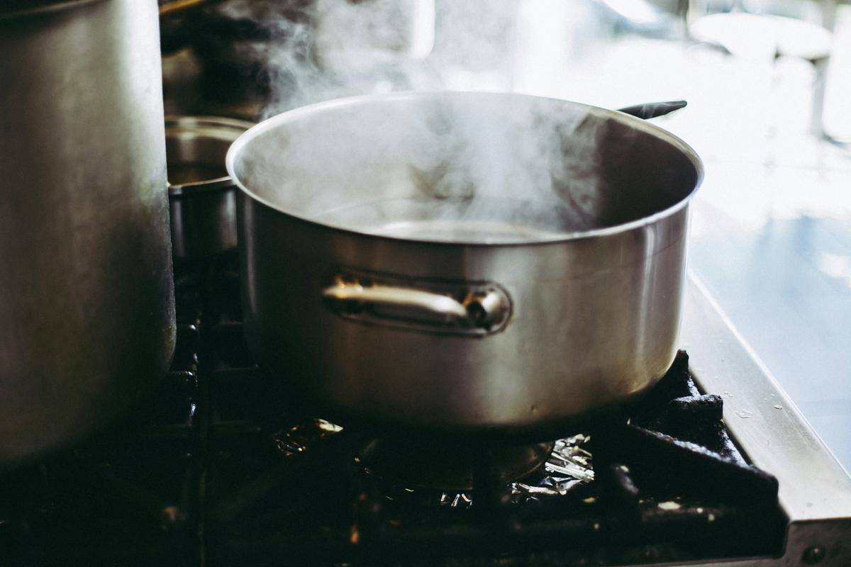 ilustrasi membuat gulai nangka tahu telur (unsplash.com/id/Michal Balog)