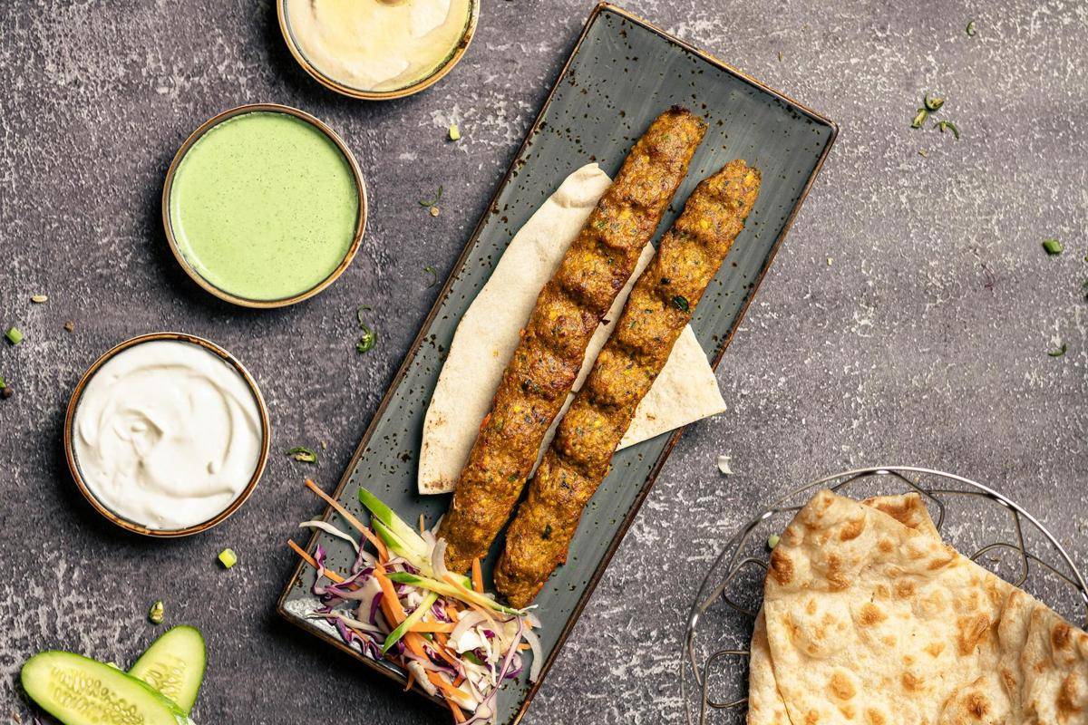 ilustrasi kebab (pexels.com/aboodi vesakaran)
