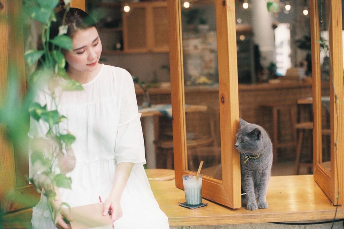 Favorit Gen Z, 5 Hal ini Wajib Ada agar Kafe Makin Hits dan Ramai