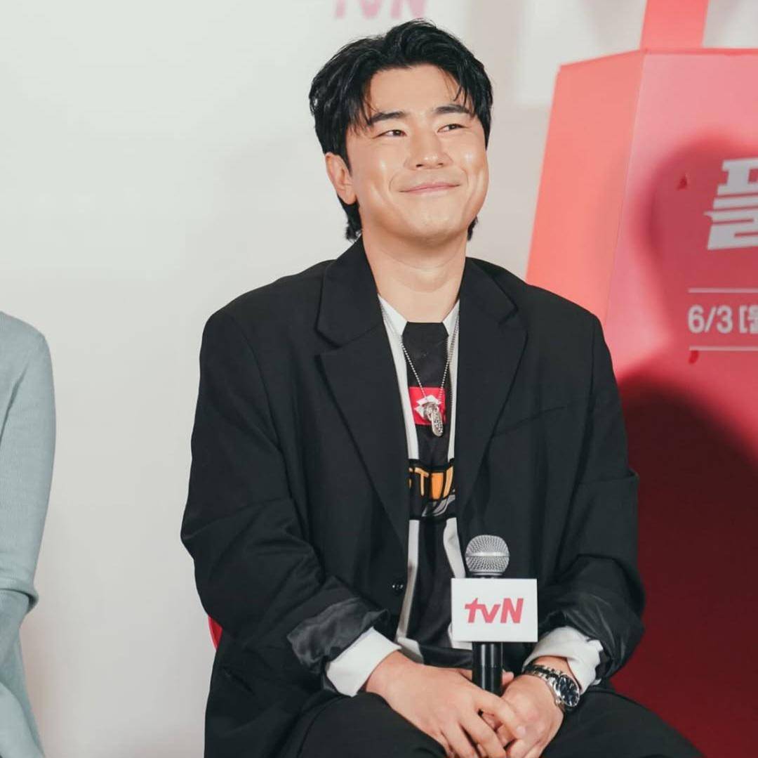 Lee Si Eon (instagram.com/lee_si_eon)