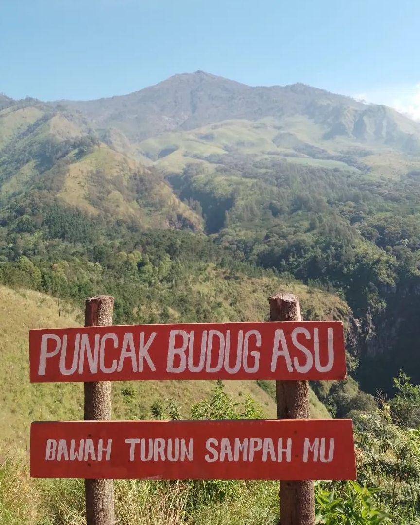 Puncak Budug Asu