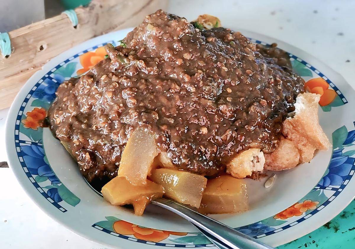 Rujak Sumba Pojok (google.com/maps/Sulendro Adikoro)