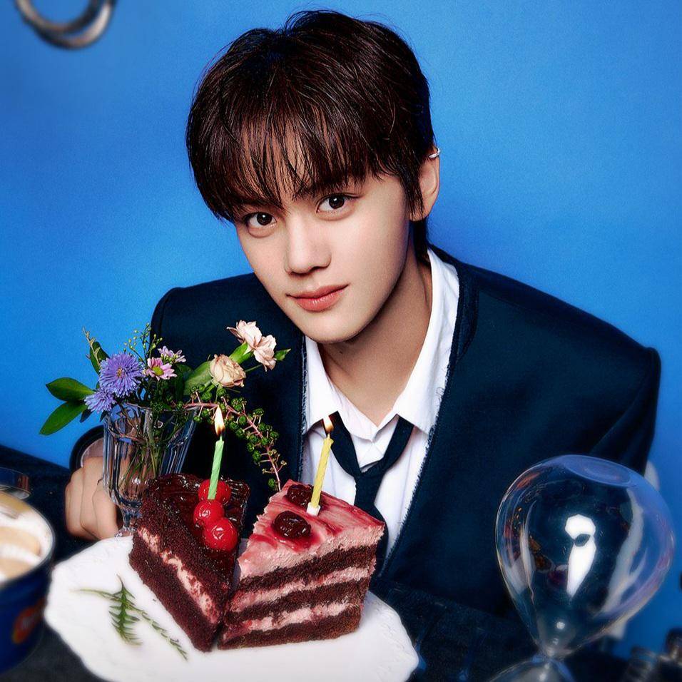 Gyuvin ZEROBASEONE (x.com/ZB1_official)