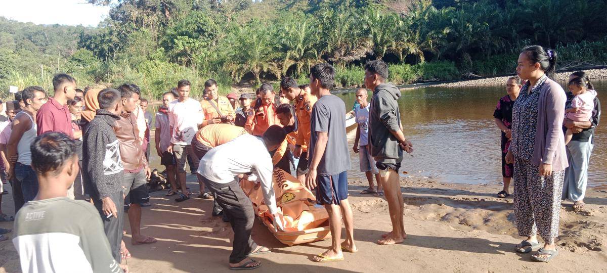 Terjepit Batu saat Nembak Ikan, Pria di 50 Kota Tewas