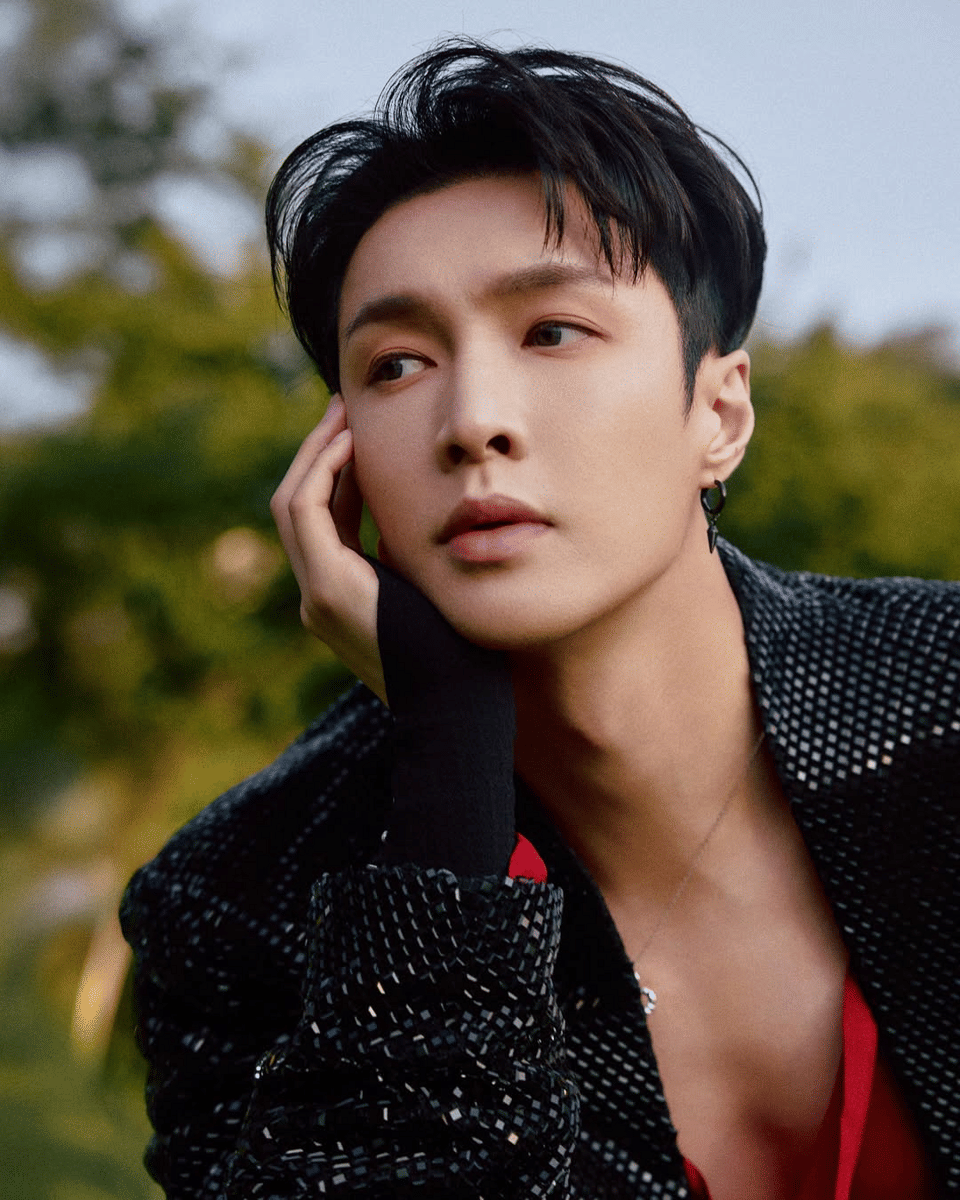 potret Lay EXO (instagram.com/layzhang)