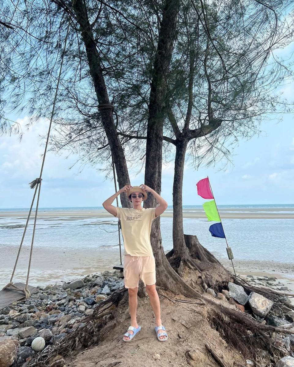 outfit nature escape ala Jimmy Potiwihok (instagram.com/jimmyyjp)