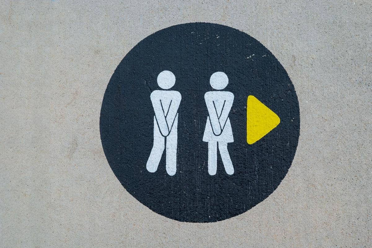 ilustrasi toilet umum (vecteezy.com/Sandra Burm)