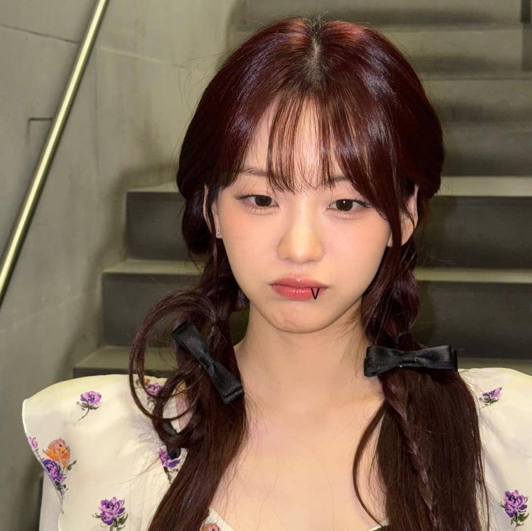 Cho Yi Hyun (instagram.com/yihyun_1208)