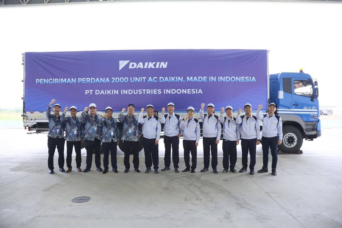 Foto Pers 3 - DAIKIN Mulai Pengiriman Perdana AC Nusantara Prestige Ke Seluruh Indonesia.jpeg