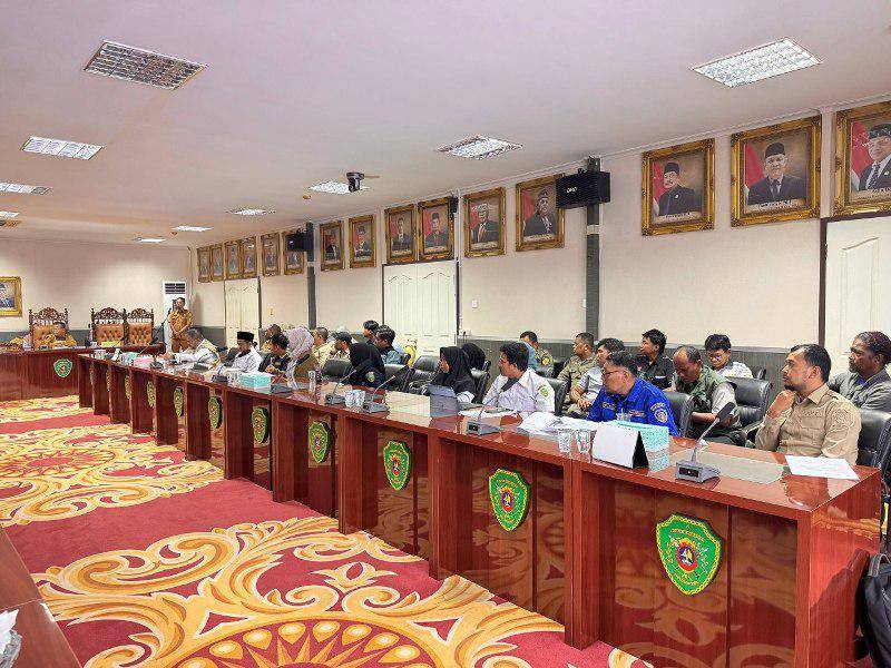 Jalannya RDP DPRD dengan perwakilan THL di PPU 