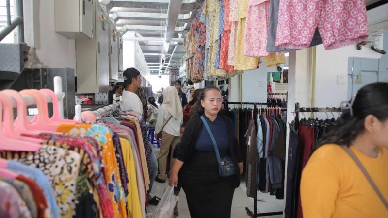 53283pasar-anyar-tangerang-lebih-dari-tempat-jualan-kini-jadi-destinasi-wisata-belanja-532831.jpeg