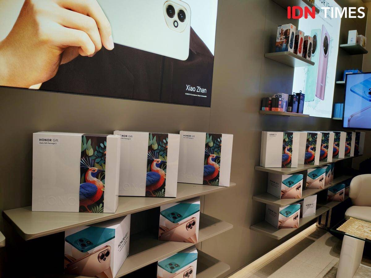 HONOR Experience Store di Gandaria City (IDN Times/Fatkhur Rozi)