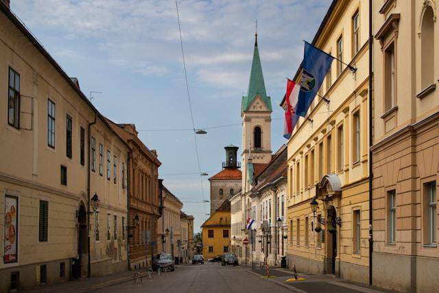 Potret kota Zagreb di Kroasia (unsplash.com/cazhayek)