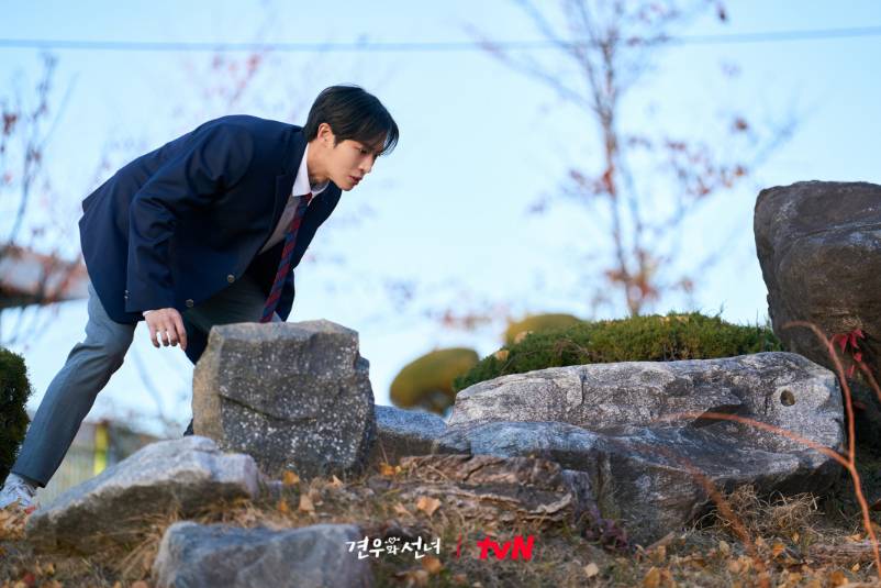 cuplikan drama Head Over Heels (dok. tvN/Head Over Heels)