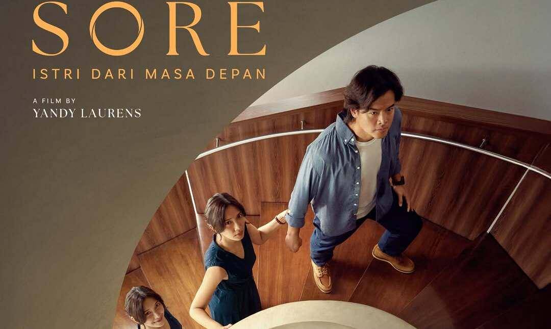 Artistik, Ternyata Ini Lokasi Tangga di Poster Film Sore